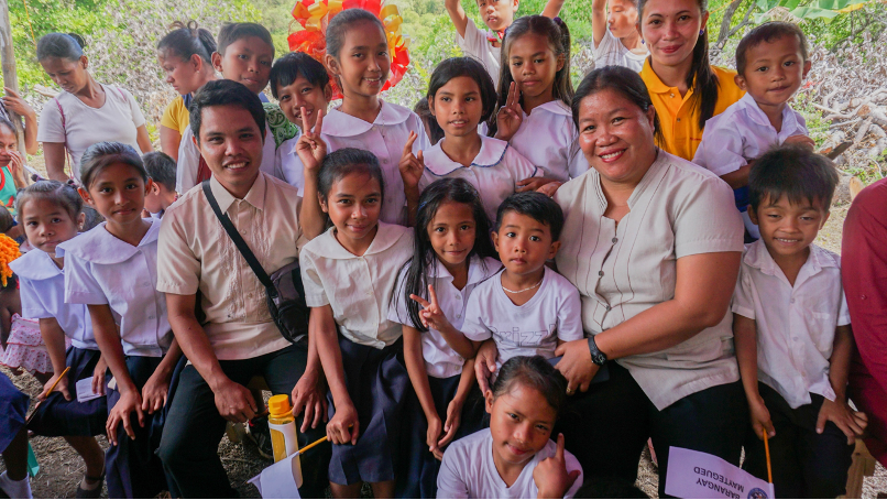 Elementary school teachers Ardel and Jasmine, together with their students